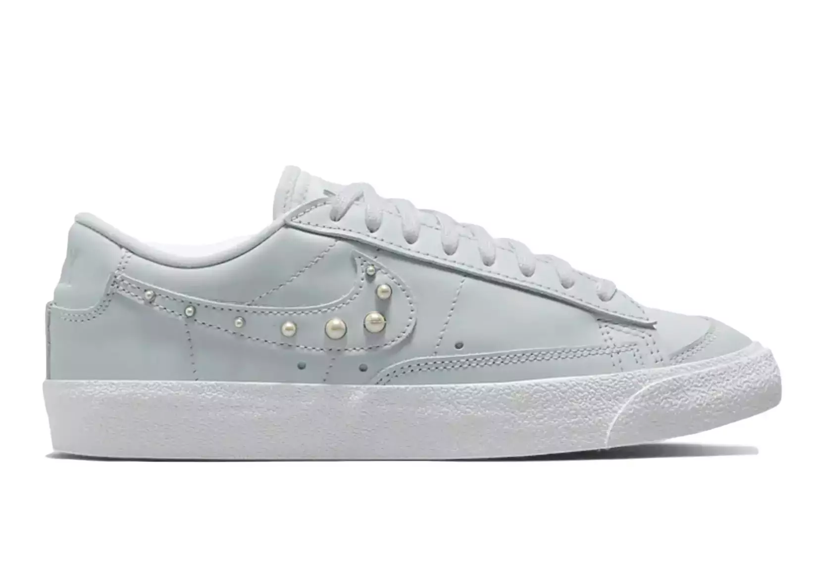 Nike Blazer Low 77 Pure Platinum Pearl (W)