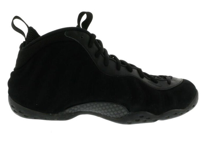 Nike Air Foamposite One Black Suede