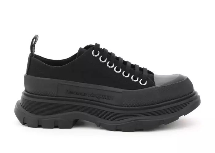 Alexander McQueen Tread Slick Low Lace Up Black (W)