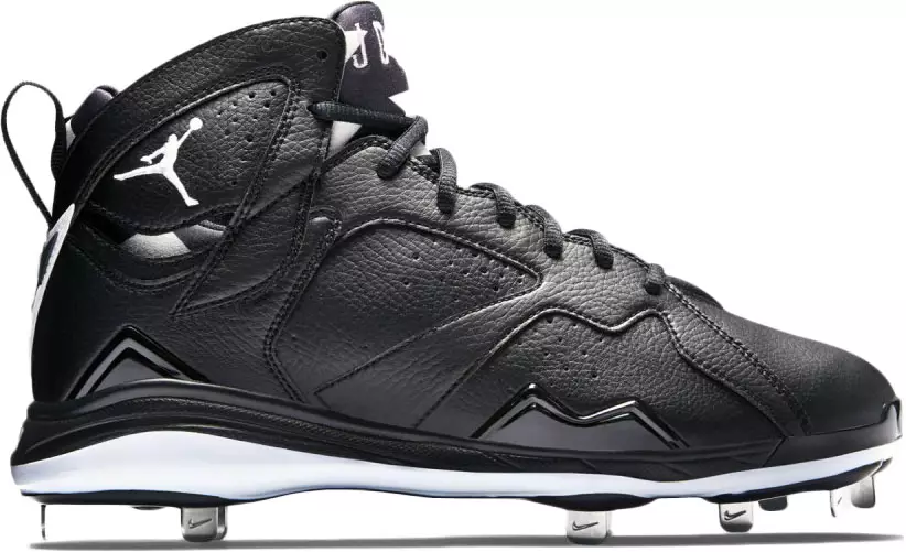 Air Jordan 7 Retro Cleat Oreo