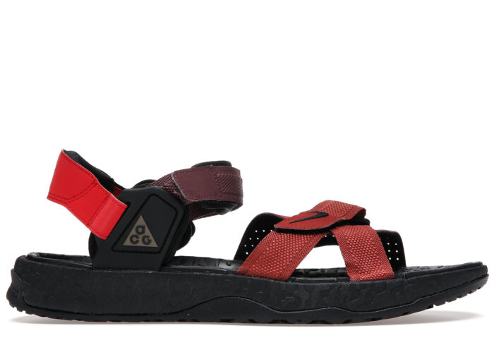 Nike ACG Air Deschutz Redstone
