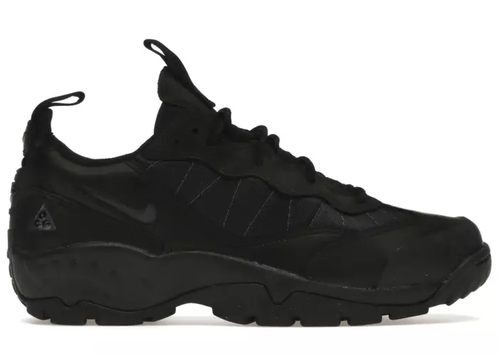 Nike ACG Air Mada Low Triple Black