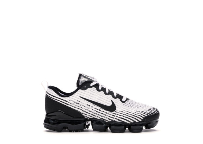 air vapormax flyknit 3 black and white
