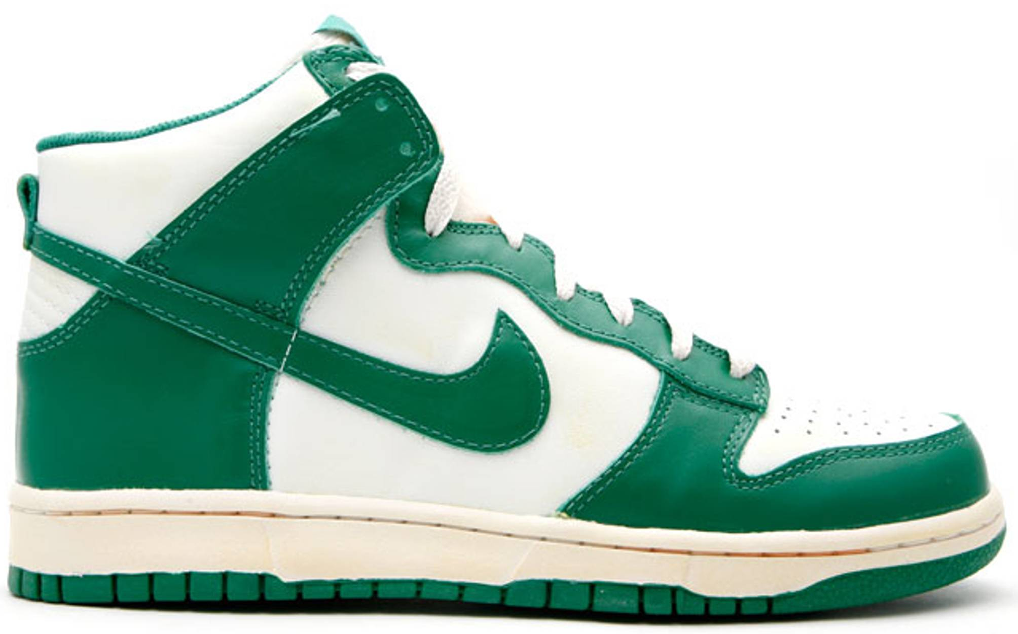 Nike-Dunk-High-Vintage-Pine-Green.png