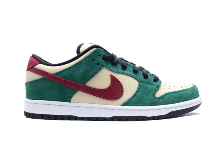 Nike Dunk Low SB Vegas Gold
