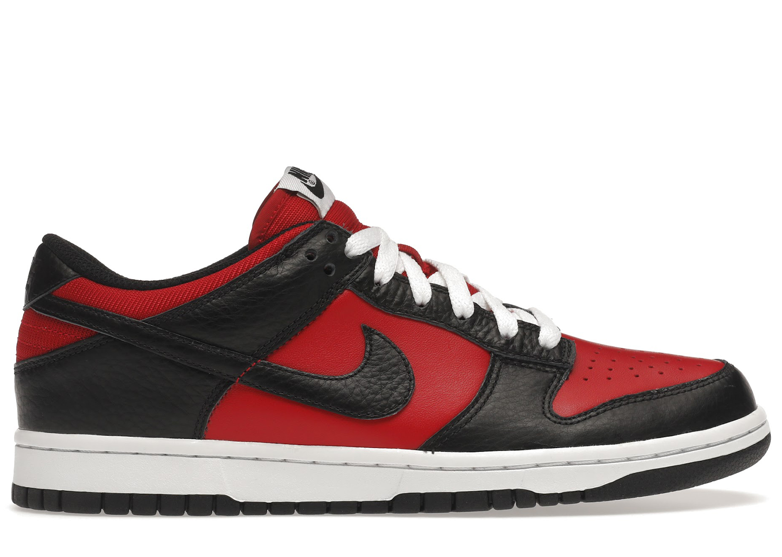Nike-Dunk-Low-Varsity-Red-Black-2010-Product.jpg