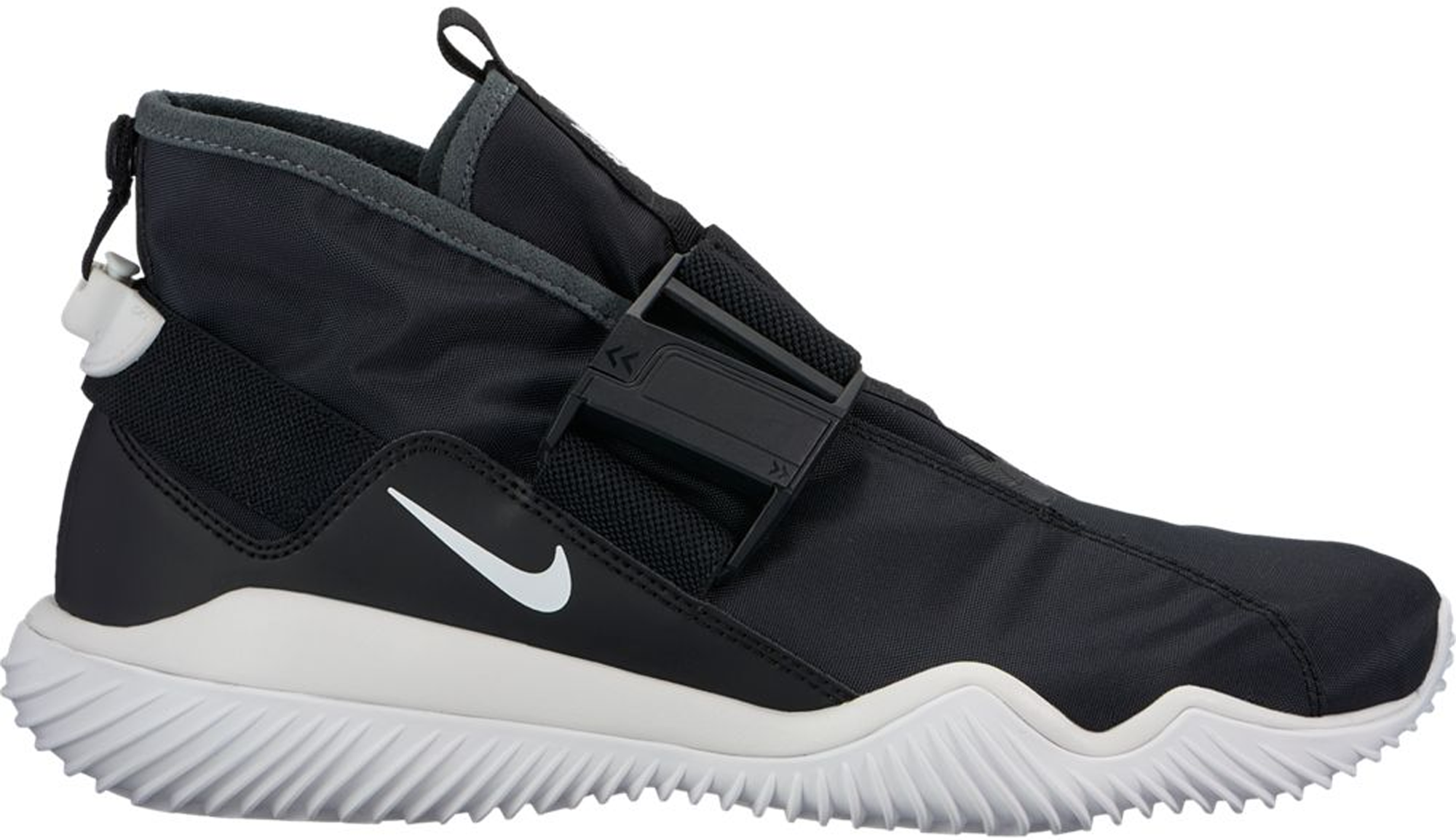 Nike Komyuter Black White
