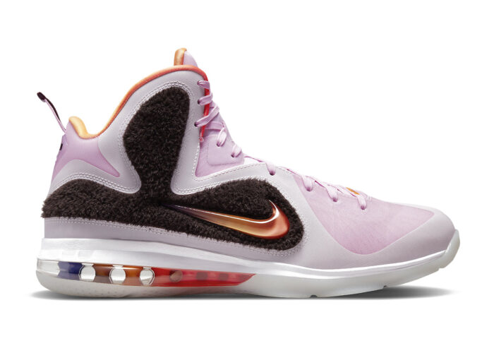 Nike LeBron 9 King of LA (2022)