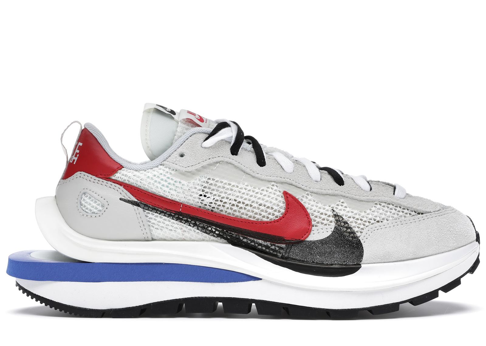 Nike-Vaporwaffle-sacai-Sport-Fuchsia-Game-Royal-Product.jpg