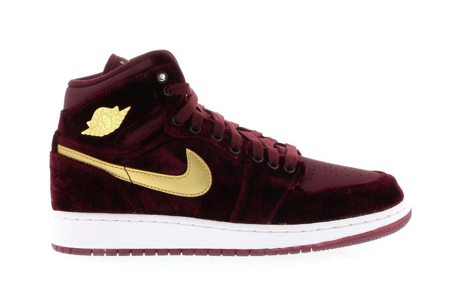 Air Jordan 1 Retro Heiress Night Maroon GS 832596 640