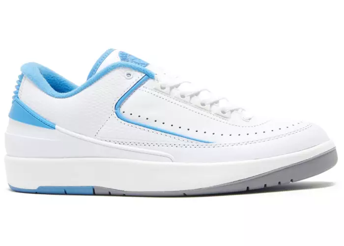 Air Jordan 2 Retro Low UNC