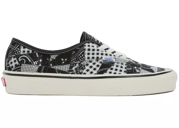 Vans Vault UA Authentic 44 DX WP Paisley Black