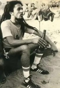 Bob Marley en Adidas Samba