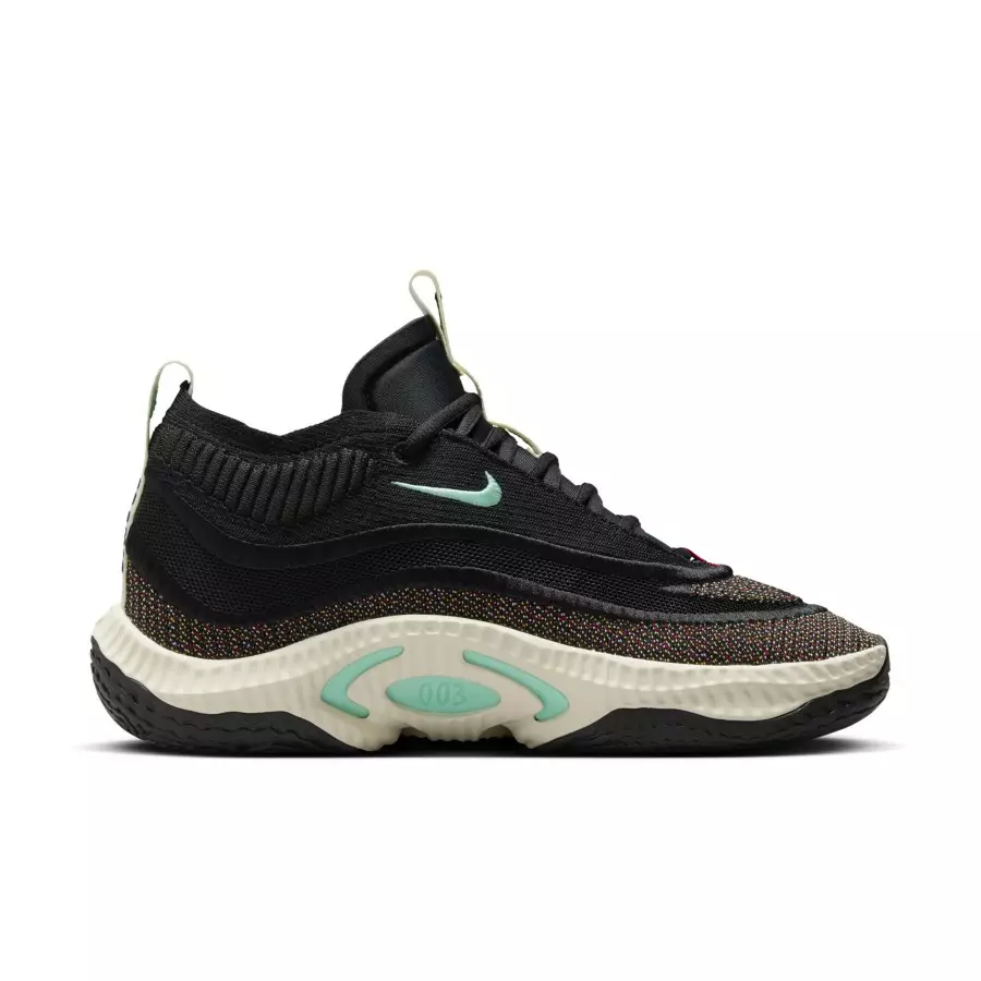 Nike-Cosmic-Unity-3-N7-FV6079-001-2