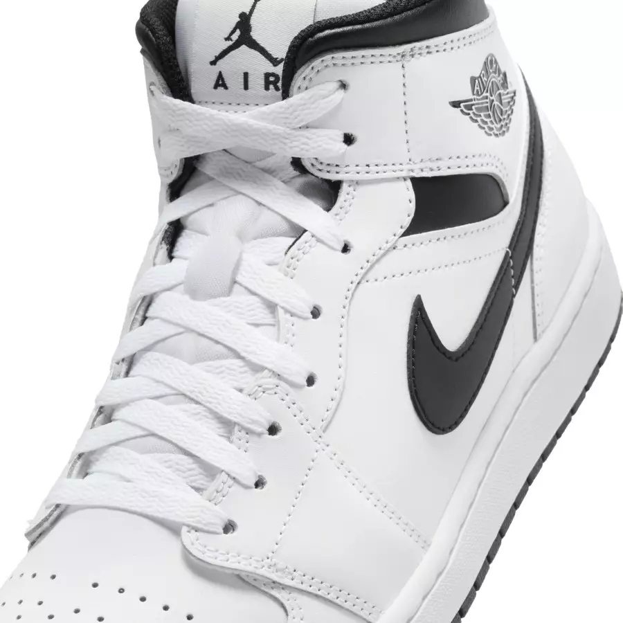 Air-Jordan-1-Mid-Stormtrooper-DQ8426-132-6