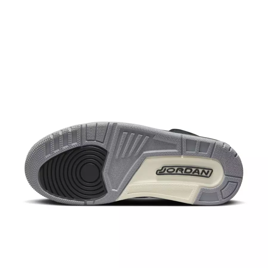Air-Jordan-3-WMNS-Off-Noir-CK9246-001-1