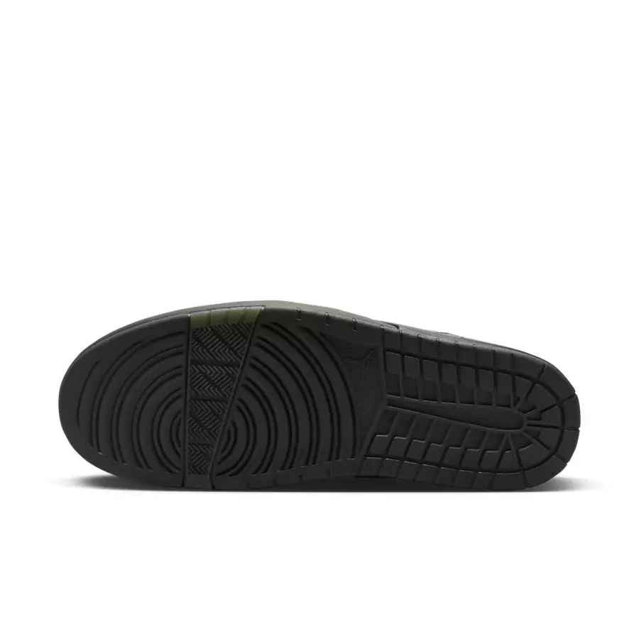 Jordan-Nu-Retro-1-Low-Olive-Black-DV5141-200-1
