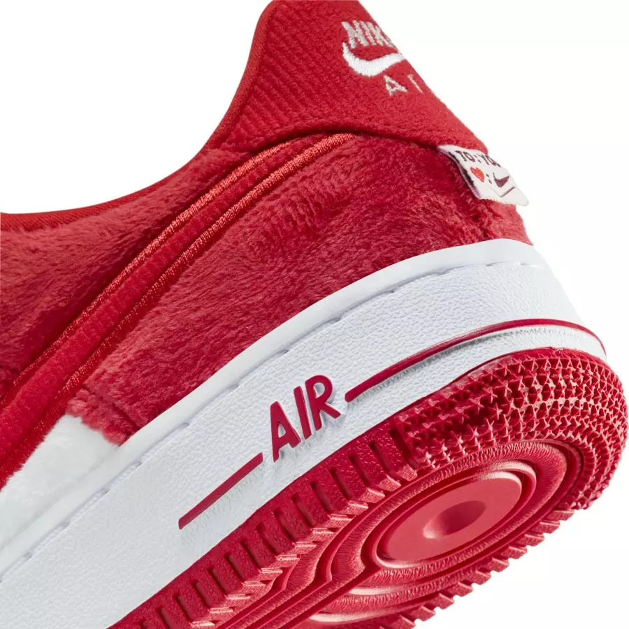 Nike-Air-Force-1-Low-GS-Valentines-Day-FZ3552-612-7