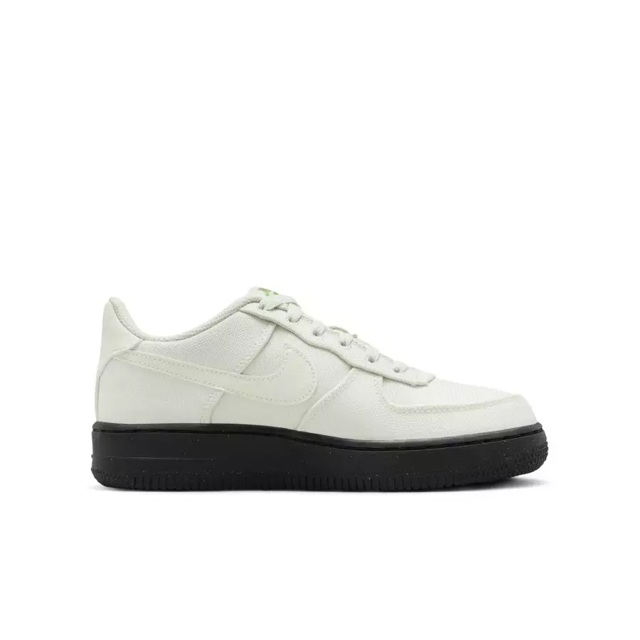 Nike-Air-Force-1-Low-Next-Nature-FJ3289-001-2