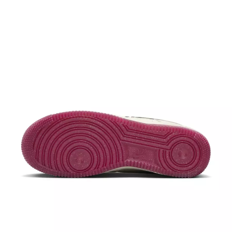 Nike-Air-Force-1-Low-Valentines-Day-FZ5068-161-1
