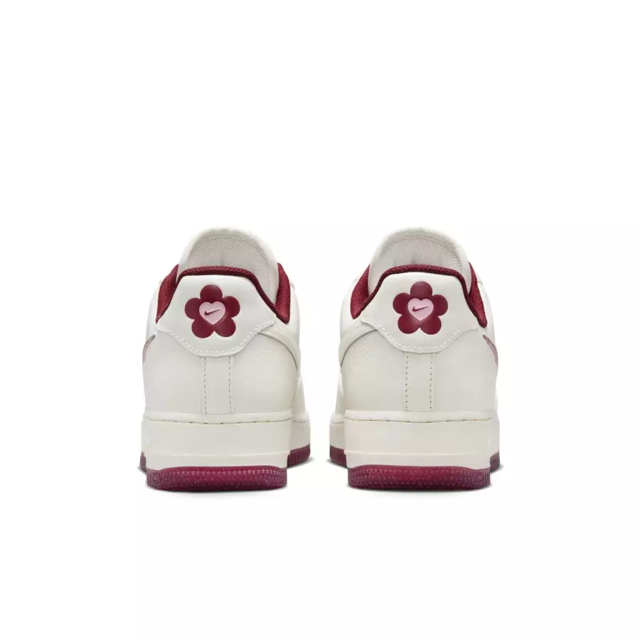 Nike-Air-Force-1-Low-Valentines-Day-FZ5068-161-5