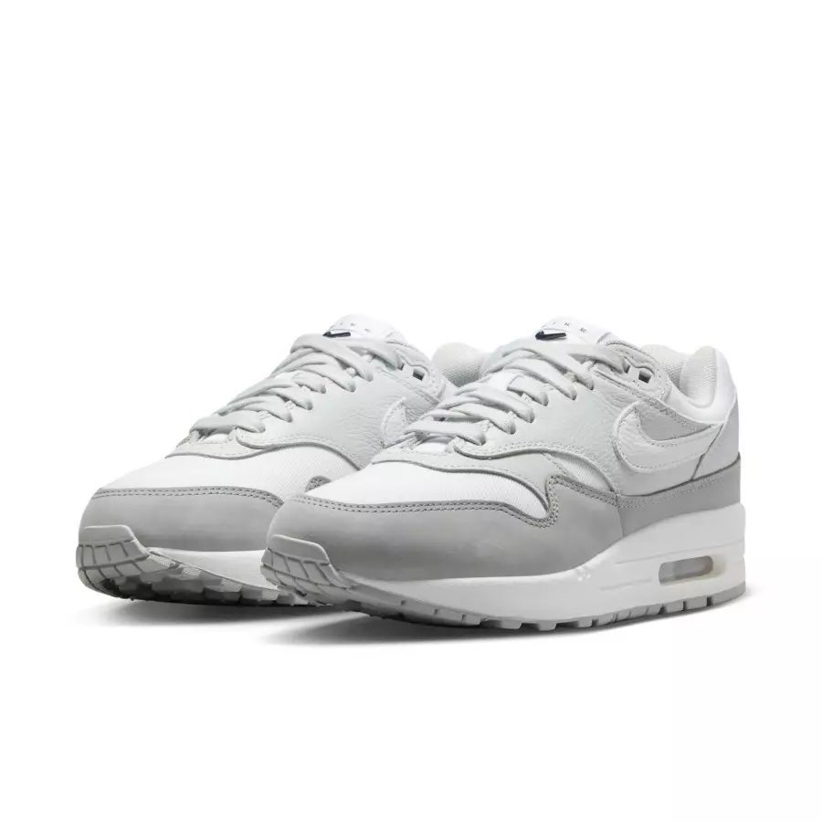Nike-Air-Max-1-LX-FN0564-001-4