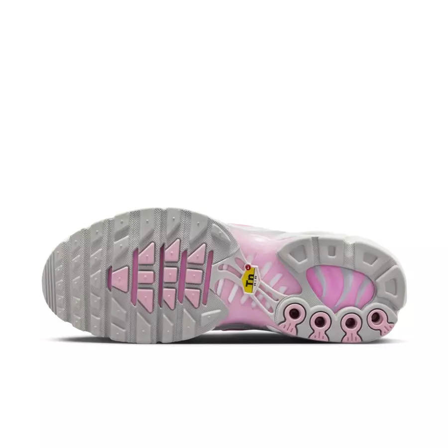 Nike-Air-Max-Plus-Pink-Rise-HF0107-100-1