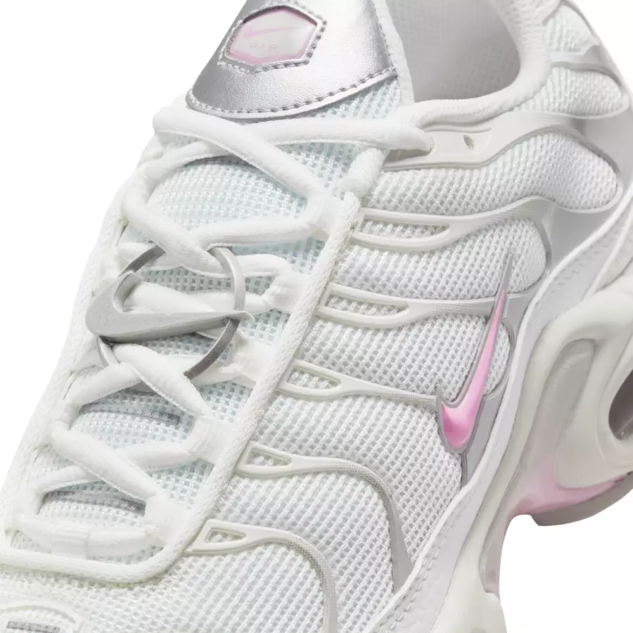 Nike-Air-Max-Plus-Pink-Rise-HF0107-100-6