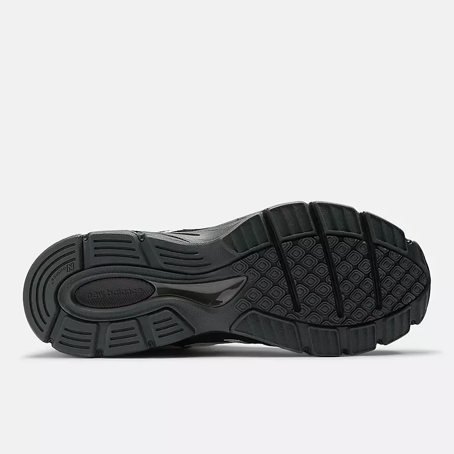 Joe-Freshgoods-x-New-Balance-990v4-Outro-U990JS4-4