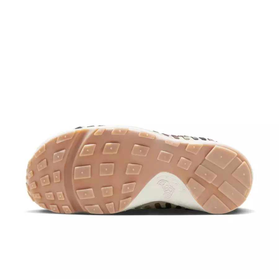 Nike-Air-Footscape-Woven-NAI-KE-FV3615-191-1