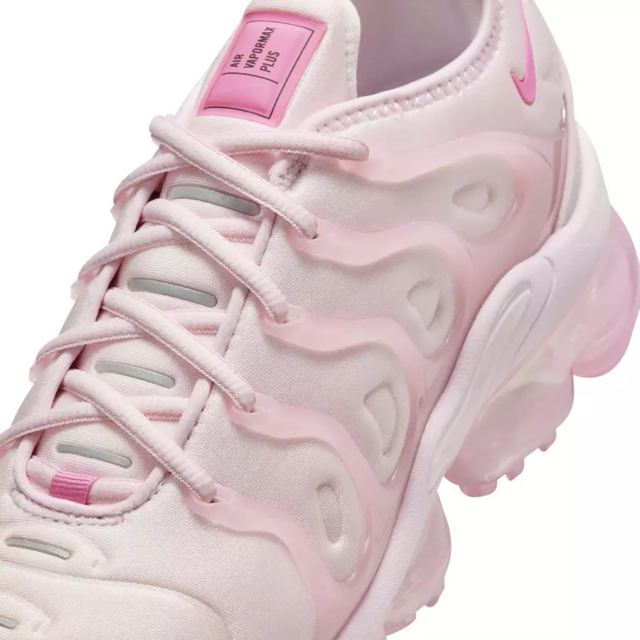 Nike-Air-VaporMax-Plus-Playful-Pink-FZ3614-686-6