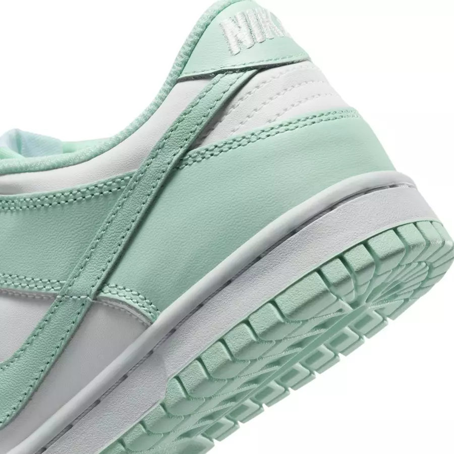 Nike-Dunk-Low-Emerald-Rise-FZ3534-100-7