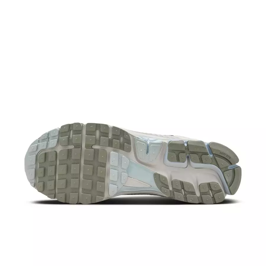 Nike-Zoom-Vomero-5-Light-Orewood-Brown-Light-Armory-Blue-FZ3653-104-1
