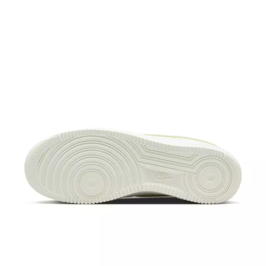 Nike-Air-Force-1-Low-Year-Of-The-Dragon-FZ5052-131-1