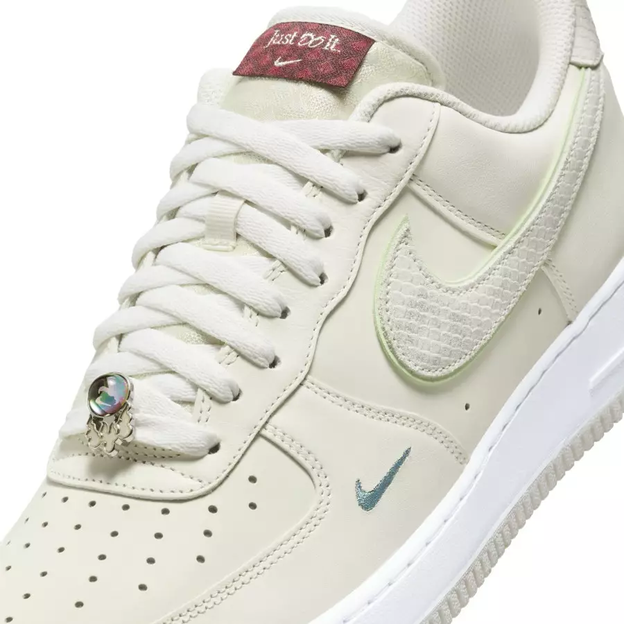 Nike-Air-Force-1-Low-Year-Of-The-Dragon-FZ5052-131-6