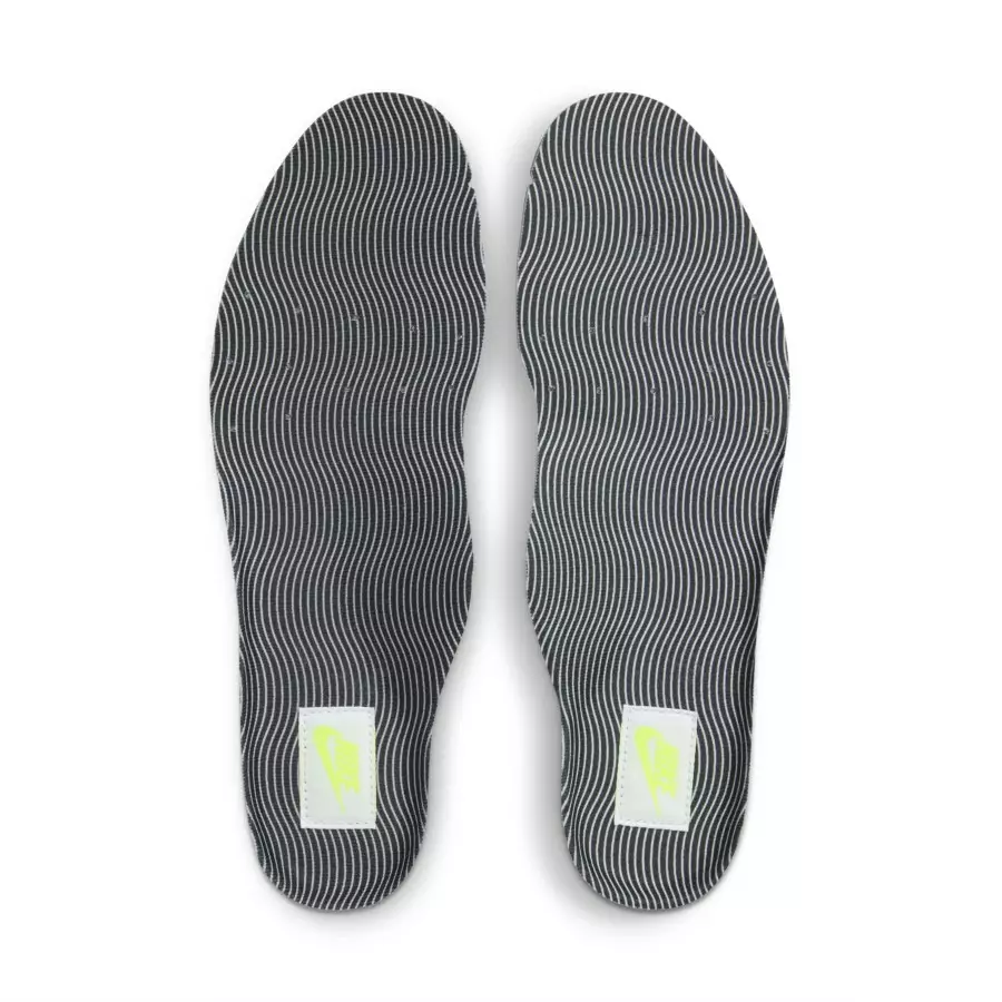 Nike-Air-Max-1-Volt-Chili-HF0105-100-8