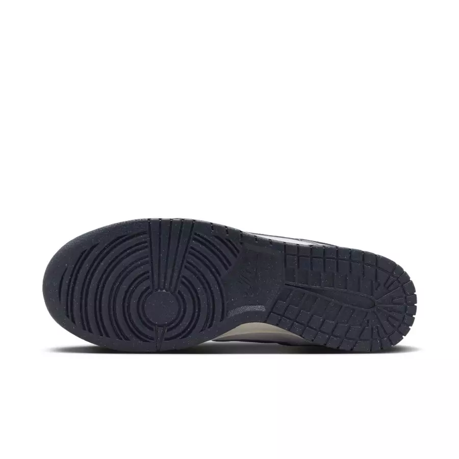 Nike-Dunk-Low-Next-Nature-Photon-Dust-Obsidian-White-Phantom-HF4299-001-1