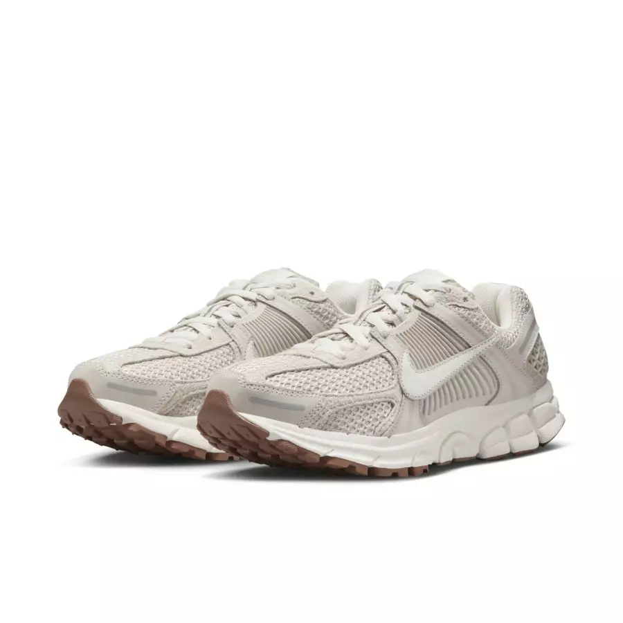Nike-Zoom-Vomero-5-Light-Orewood-FZ3780-101-4