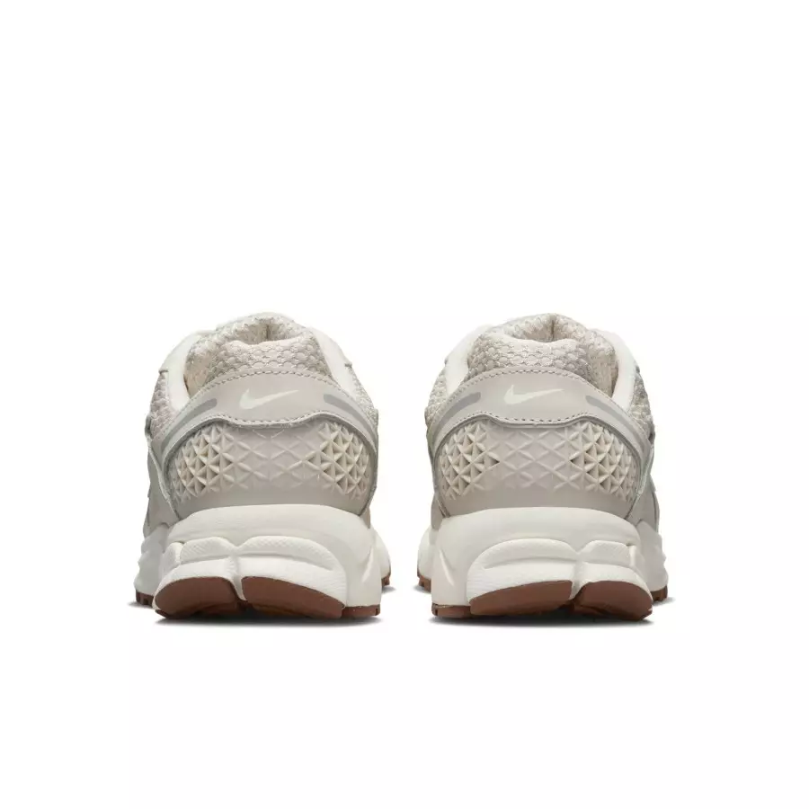 Nike-Zoom-Vomero-5-Light-Orewood-FZ3780-101-5