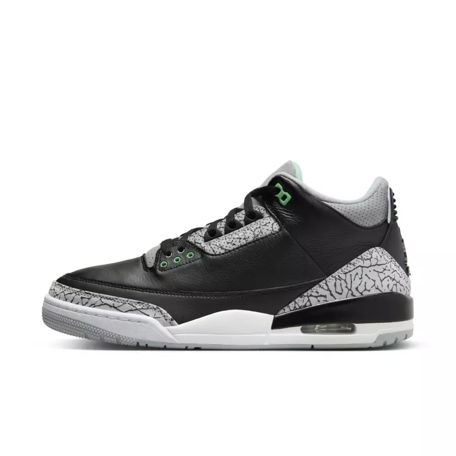 Air-Jordan-3-Green-Glow-CT8532-031-0