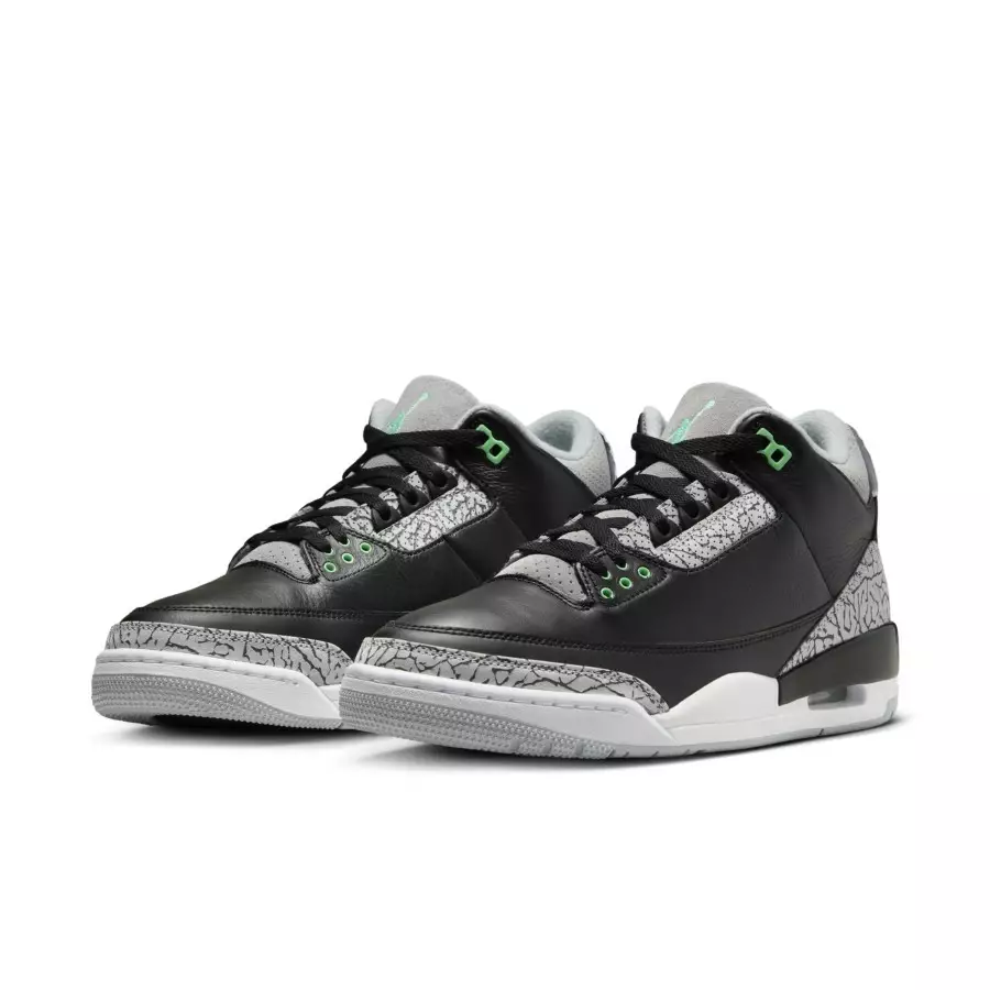 Air-Jordan-3-Green-Glow-CT8532-031-4