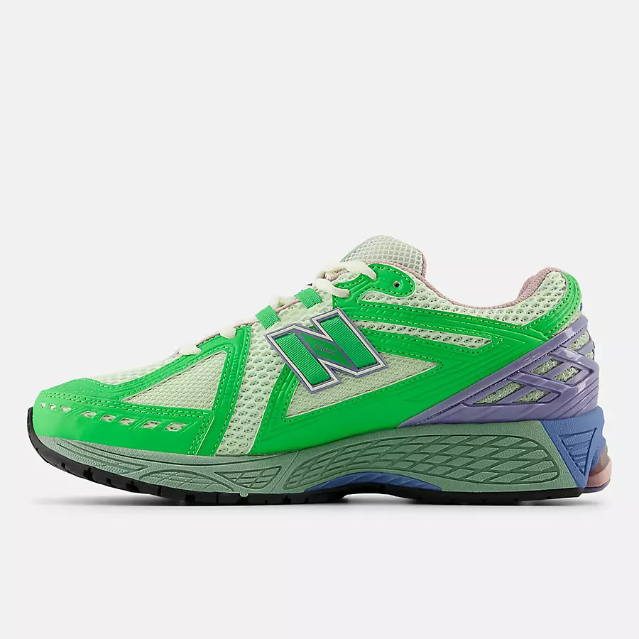 New-Balance-1906R-Green-Astral-Purple-M1906RVA-1