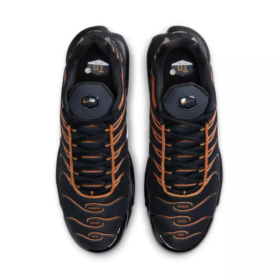 Nike-Air-Max-Plus-Dark-Obsidian-Orange-FN6949-400-3