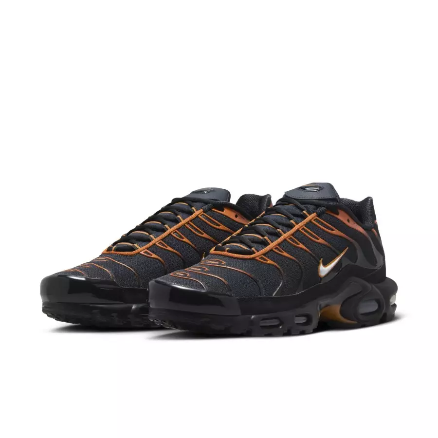 Nike-Air-Max-Plus-Dark-Obsidian-Orange-FN6949-400-4