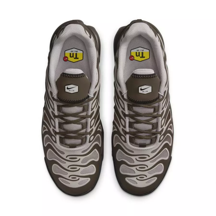 Nike-Air-Max-Plus-Drift-Baroque-Brown-FV4081-200-3