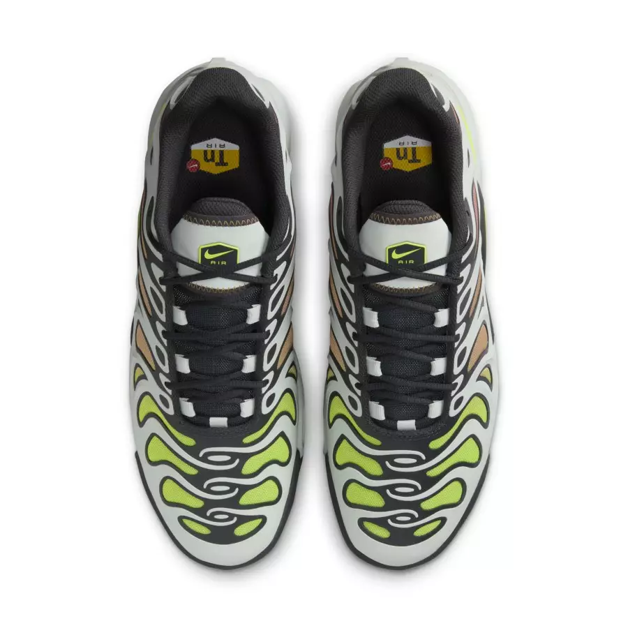 Nike-Air-Max-Plus-Drift-Light-Silver-Barely-Volt-FD4290-009-3