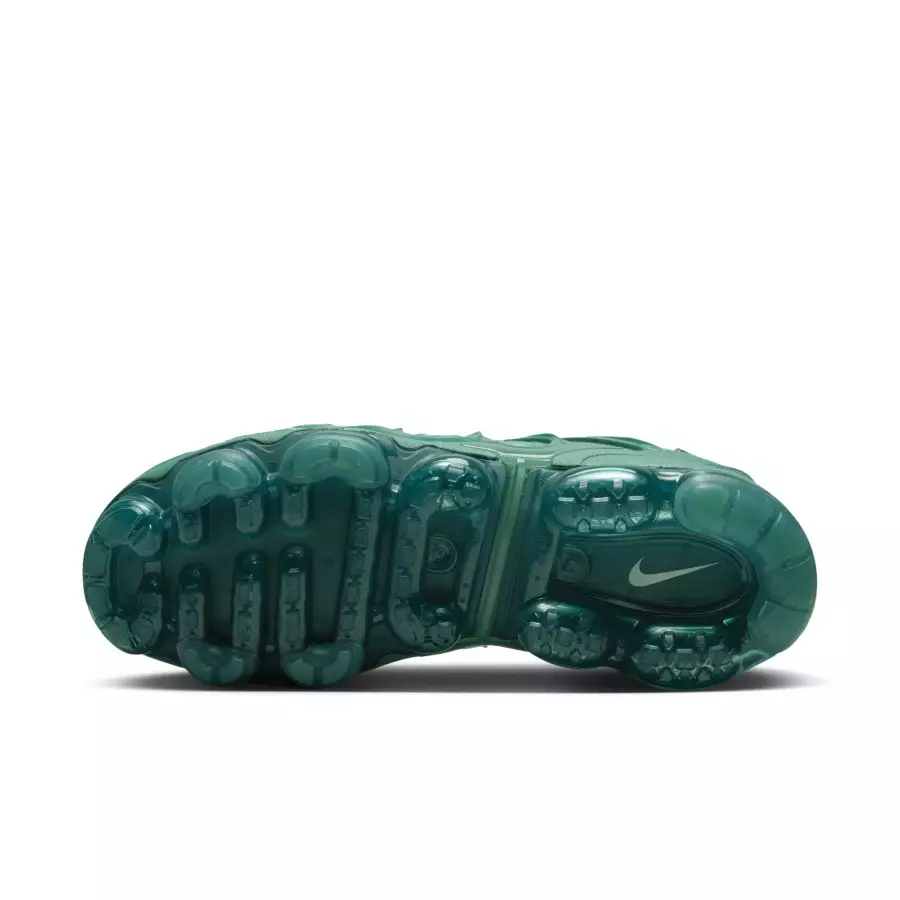 Nike-Air-VaporMax-Plus-Emerald-Green-HF5048-361-1