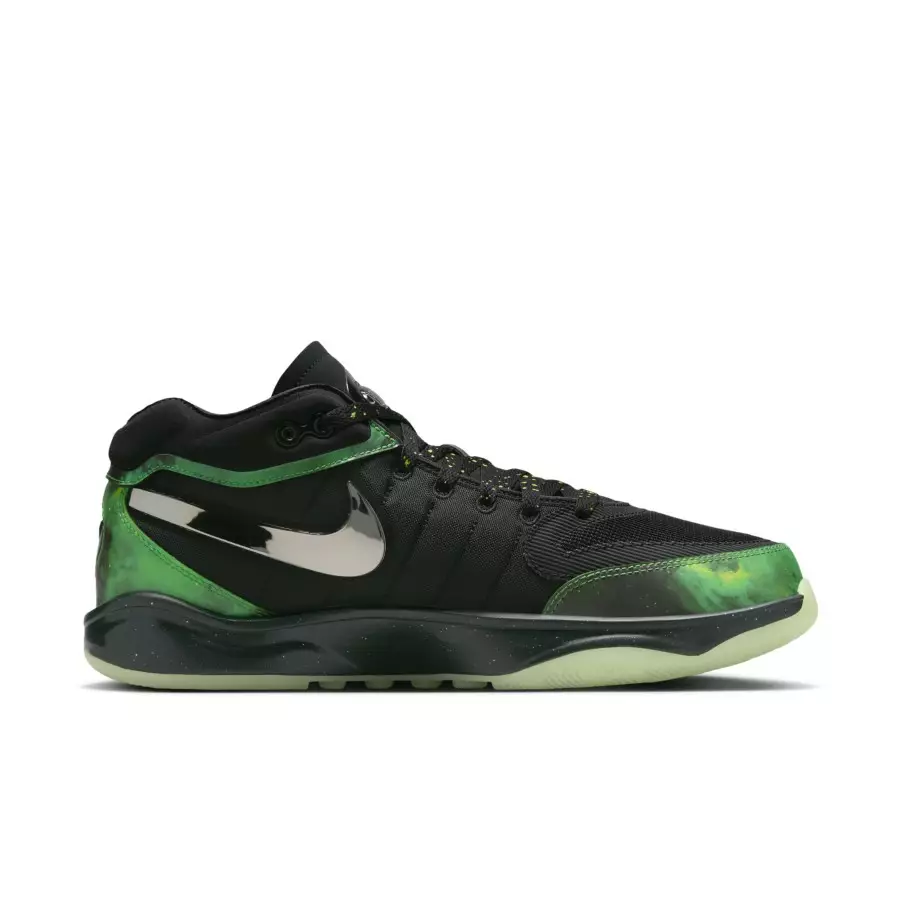 Victor-Wembanyama-x-Nike-Zoom-GT-Hustle-2-Alien-FZ7310-900-2