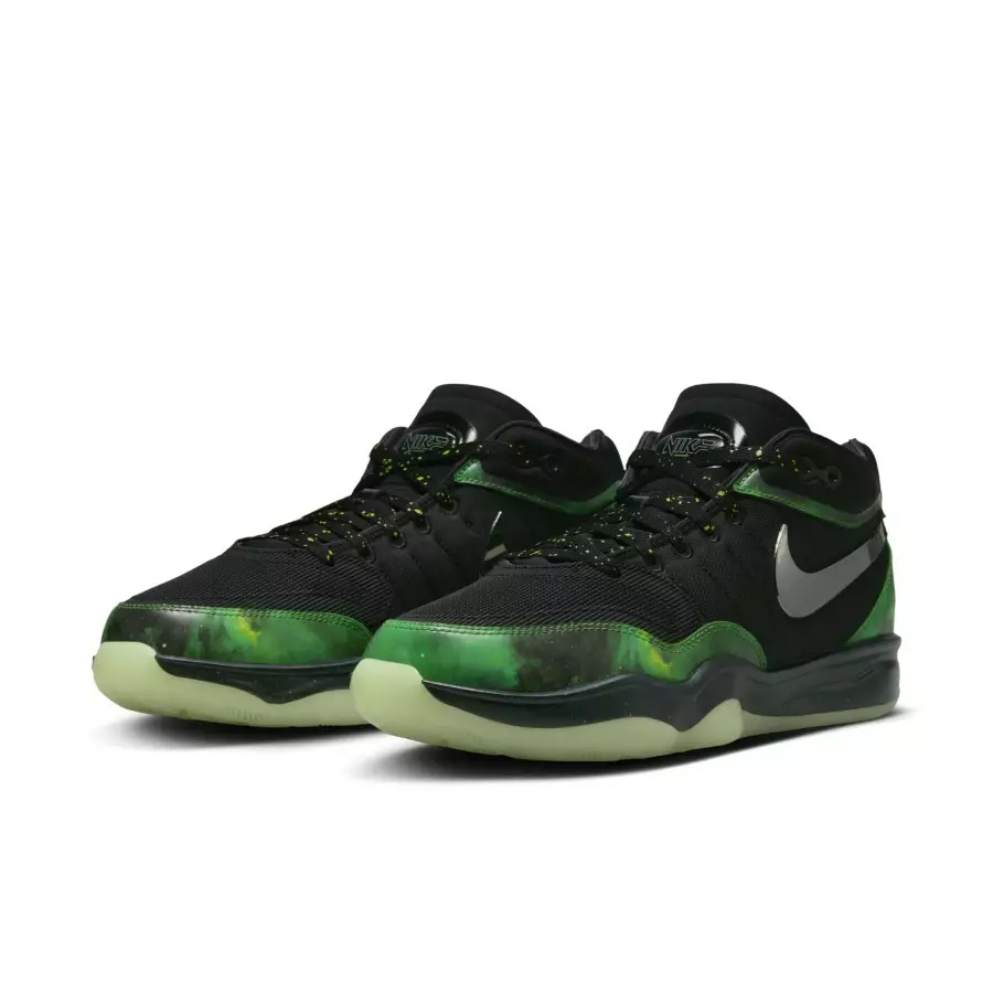 Victor-Wembanyama-x-Nike-Zoom-GT-Hustle-2-Alien-FZ7310-900-4