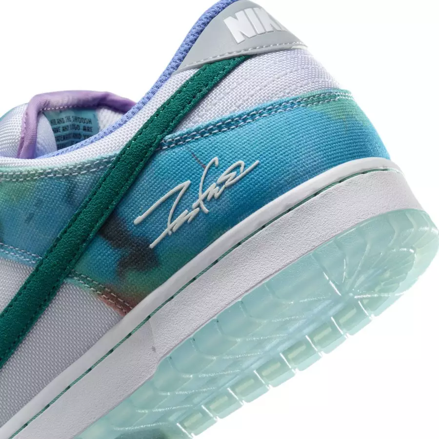 Futura-Laboratories-x-Nike-SB-Dunk-Low-HF6061-400-7